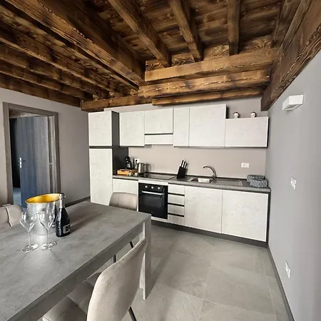 Holiday home Dimora Rosaspina *