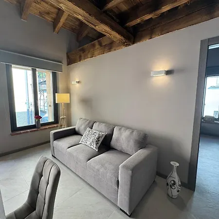 Holiday home Dimora Rosaspina *